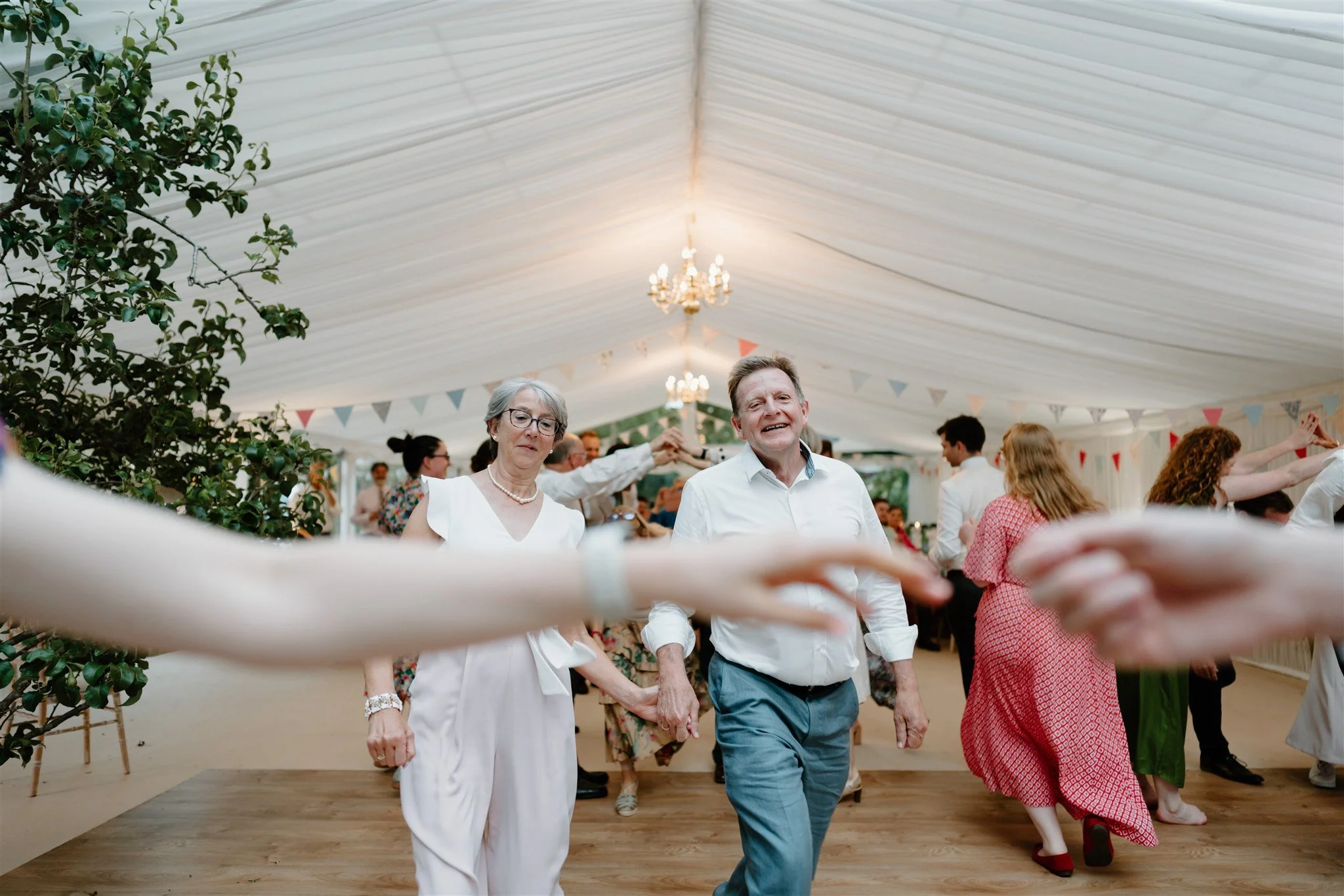 Marquee wedding photographer Rutland_00069.jpg
