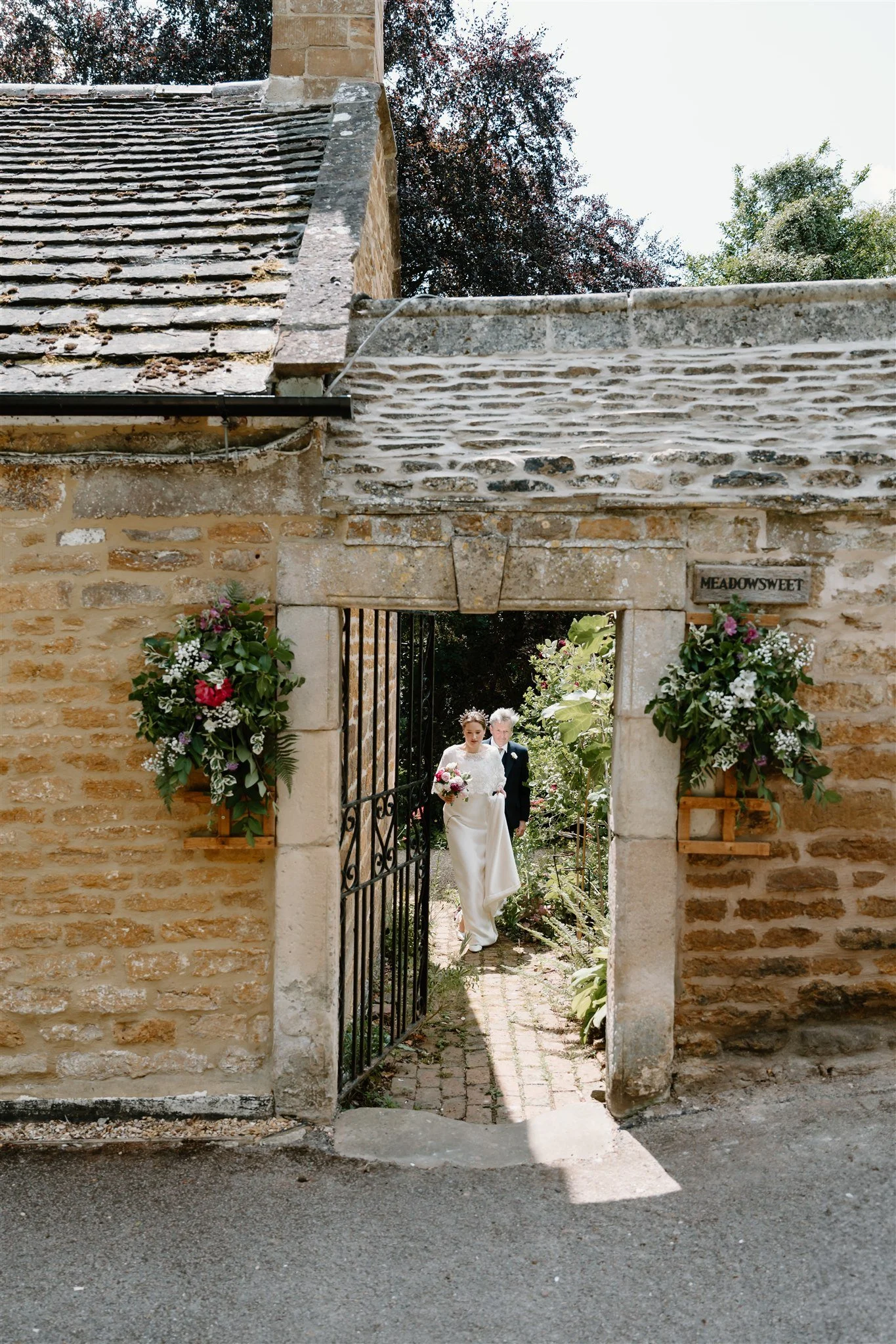 Marquee wedding photographer Rutland_00073.jpg
