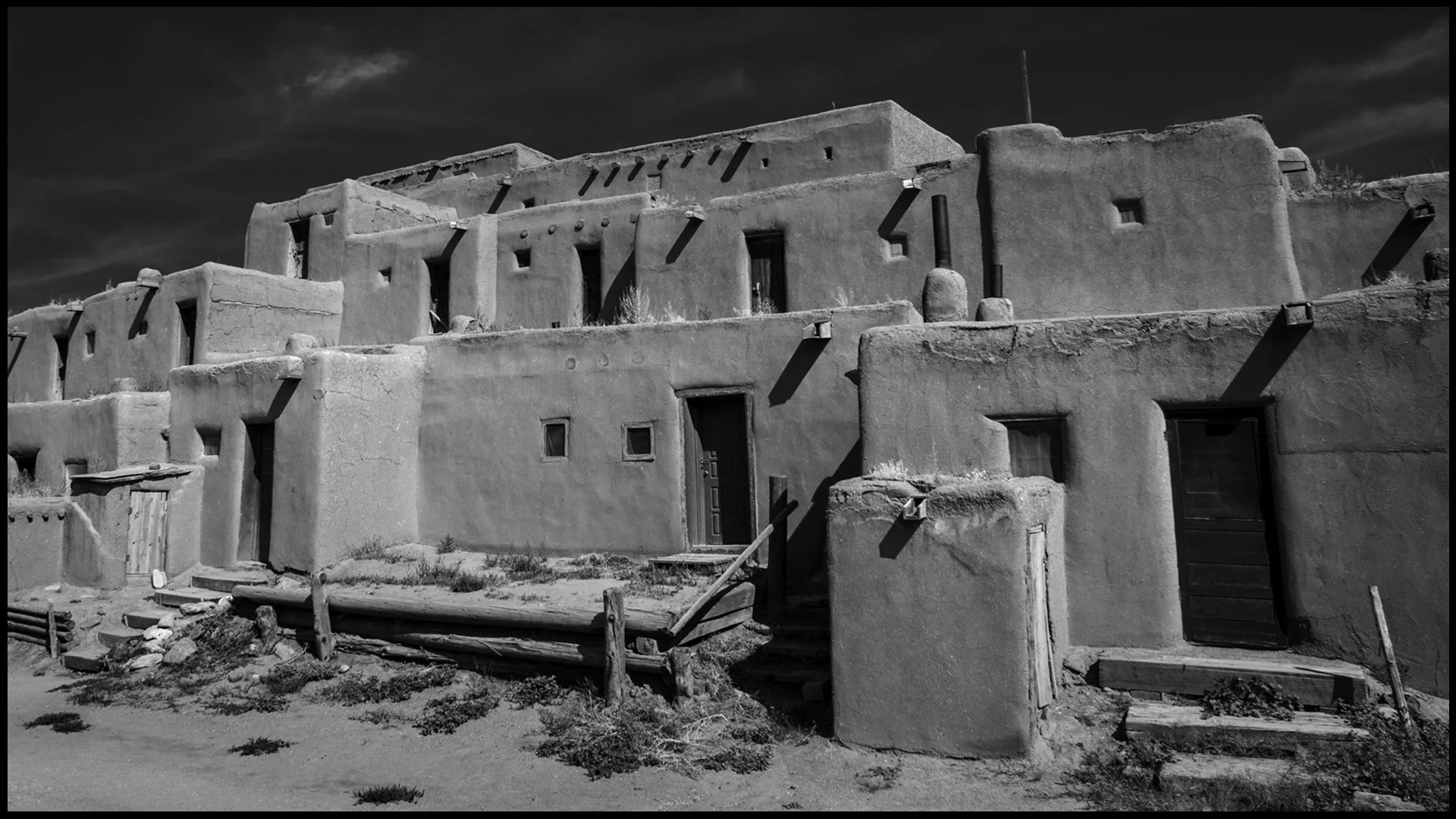 ArchHorzM_0000_001 .jpg