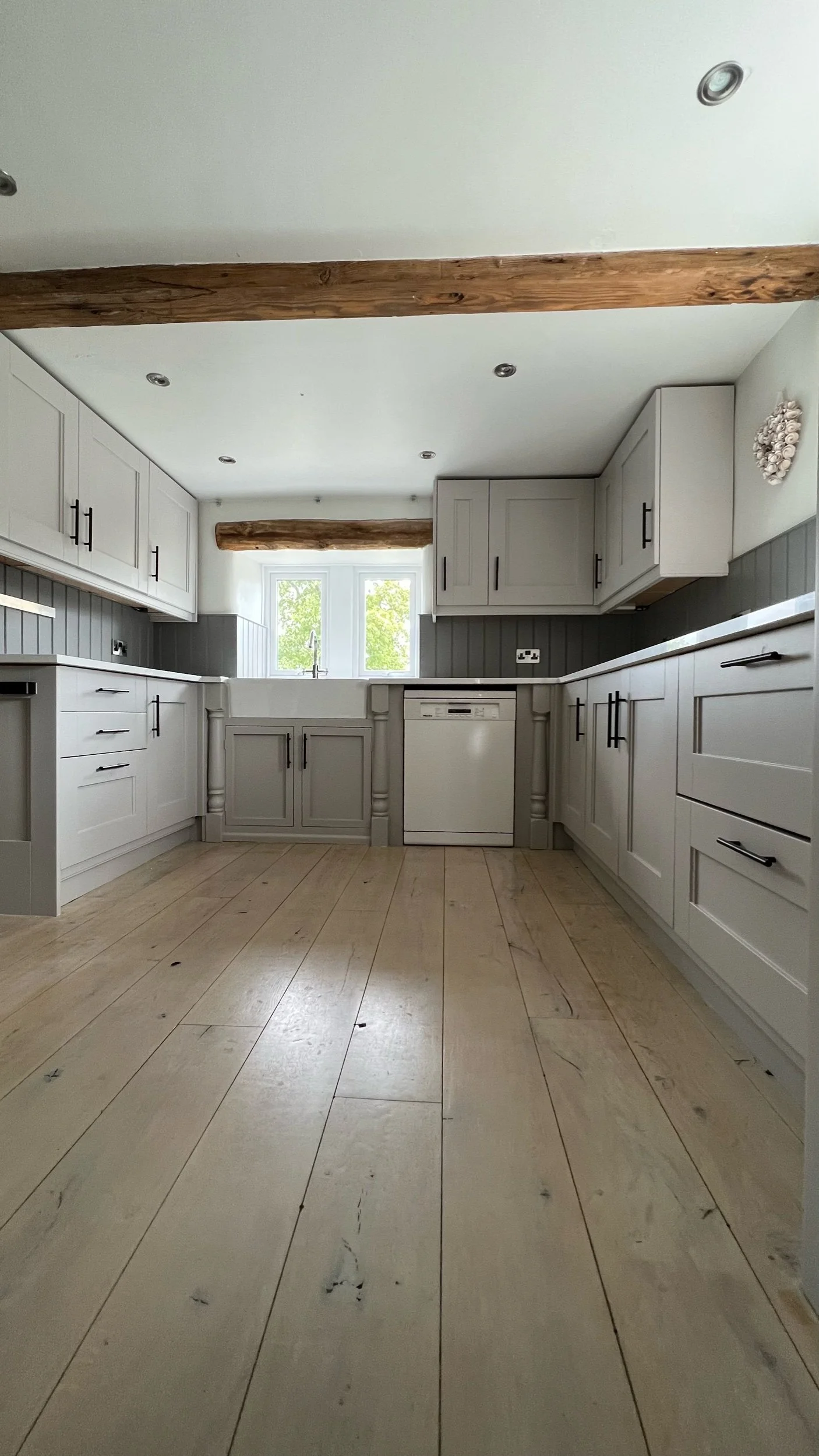  Painted kitchen units by Rob Greenwood Painting and Decorating. Kitchen Painter and Decorator based in West Yorkshire and North Yorkshire 