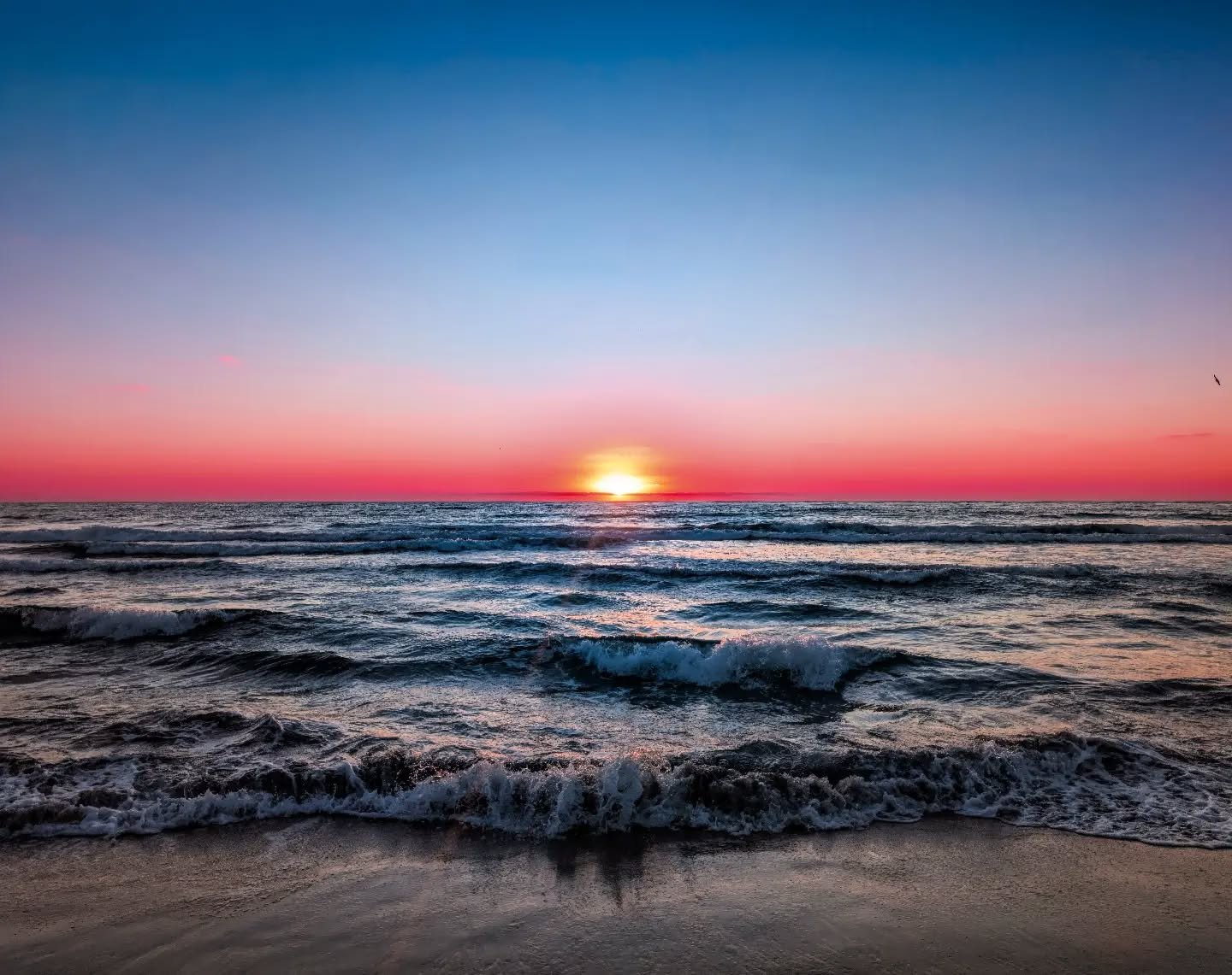 Open not closed... 

#beforeallothers #edgeoftoday #multimediumart #tycheiamatyourmercy