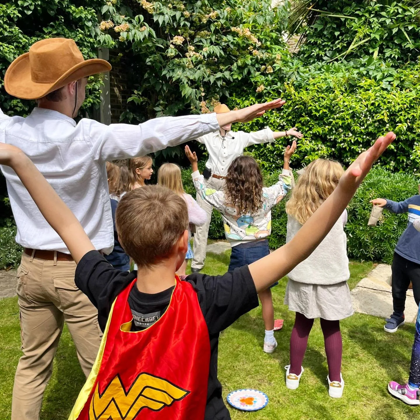 🧭✨ Calling all little adventurers! ✨🗺️
Our Enchanted Expeditions parties are where imaginations run wild, treasures await, and every child becomes an explorer of magical lands! 🐾🌿
From dinosaurs to unicorns, it’s a journey they’ll nev