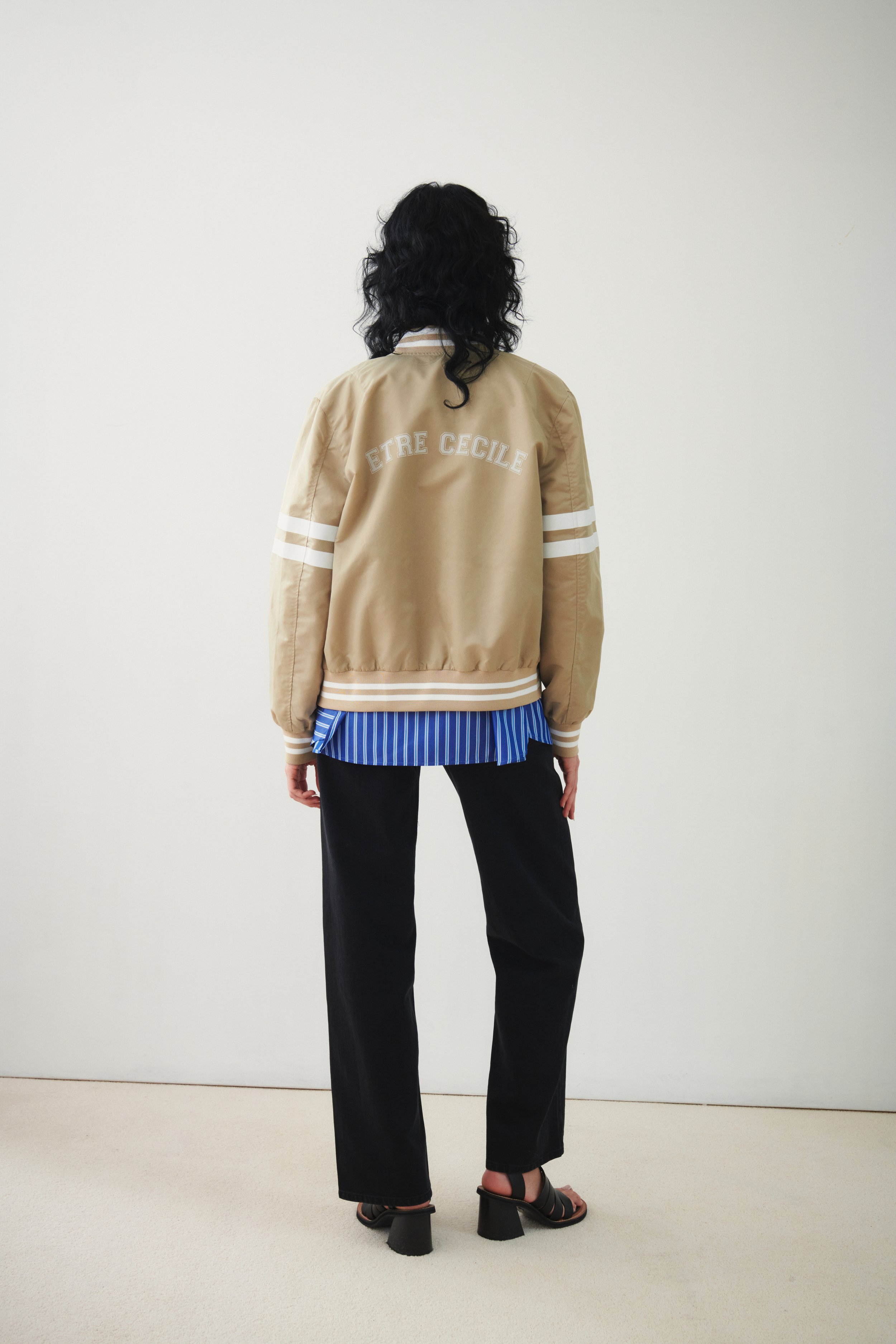 LOOK_3_261.jpg