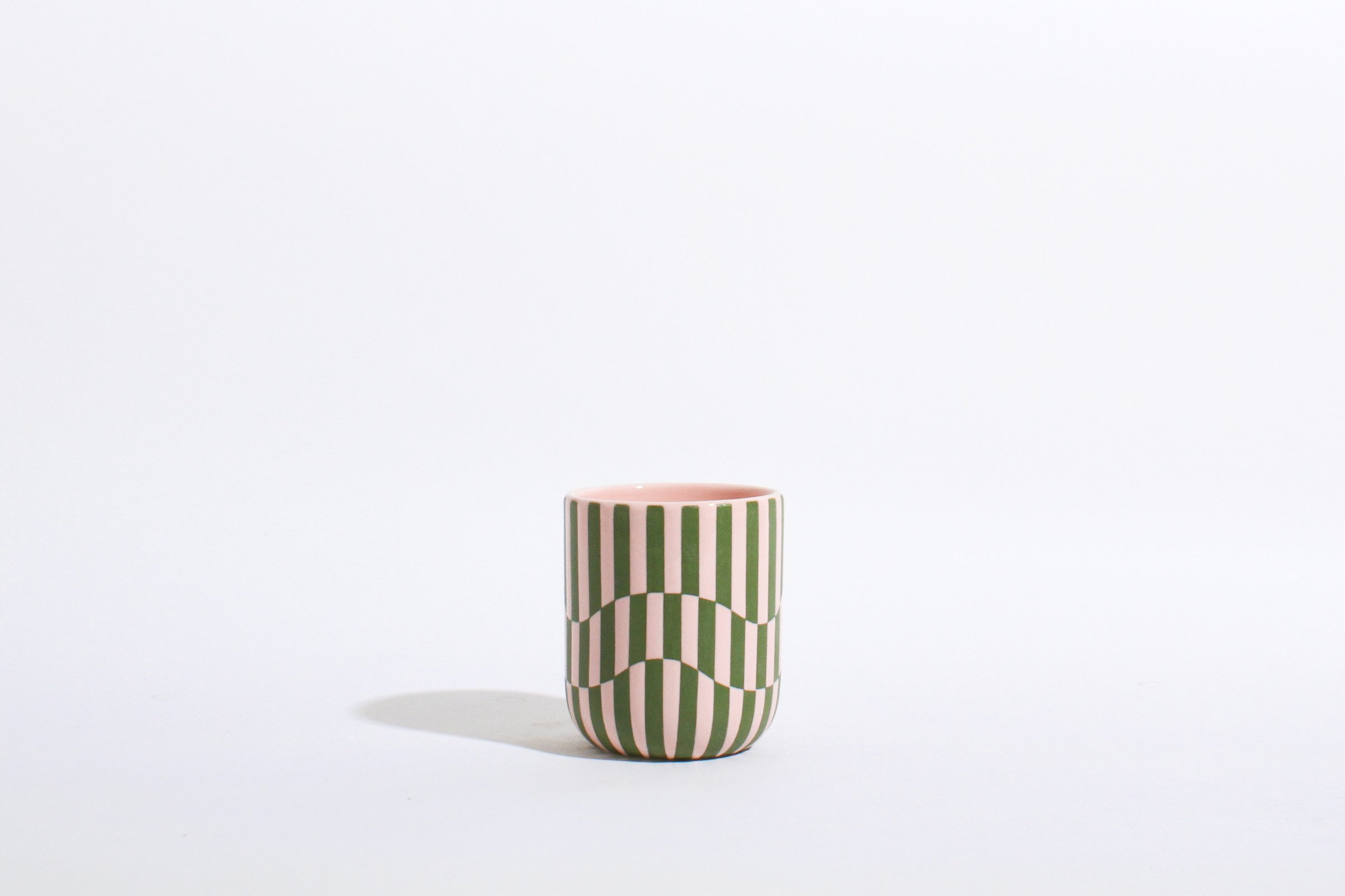 NWR_ShiftTumbler_PinkGreen.jpg