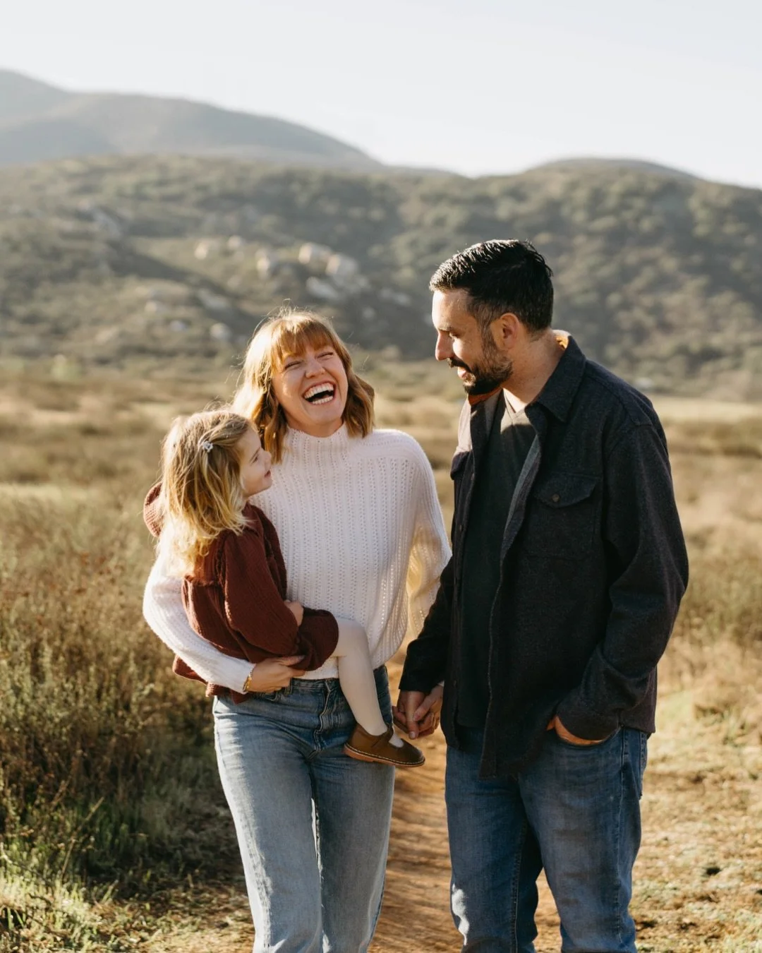 Channeling the warmth and sun of this family session today, and can&rsquo;t wait till I am back in San Diego soon 🌞

: San Diego family photos, family photographer, San Diego photo locations, San Diego photographer, San Diego photo inspiration, fami