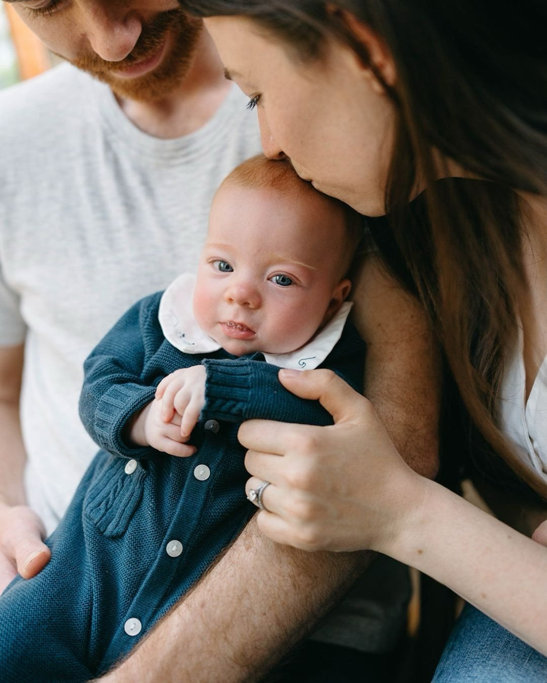 Little miss Frances Marie and the world that so rightfully revolves around her 💫🌞

Family photographer, North Bend family photos, Seattle family photographer, in home family session, family photo shoot, North Bend photographer