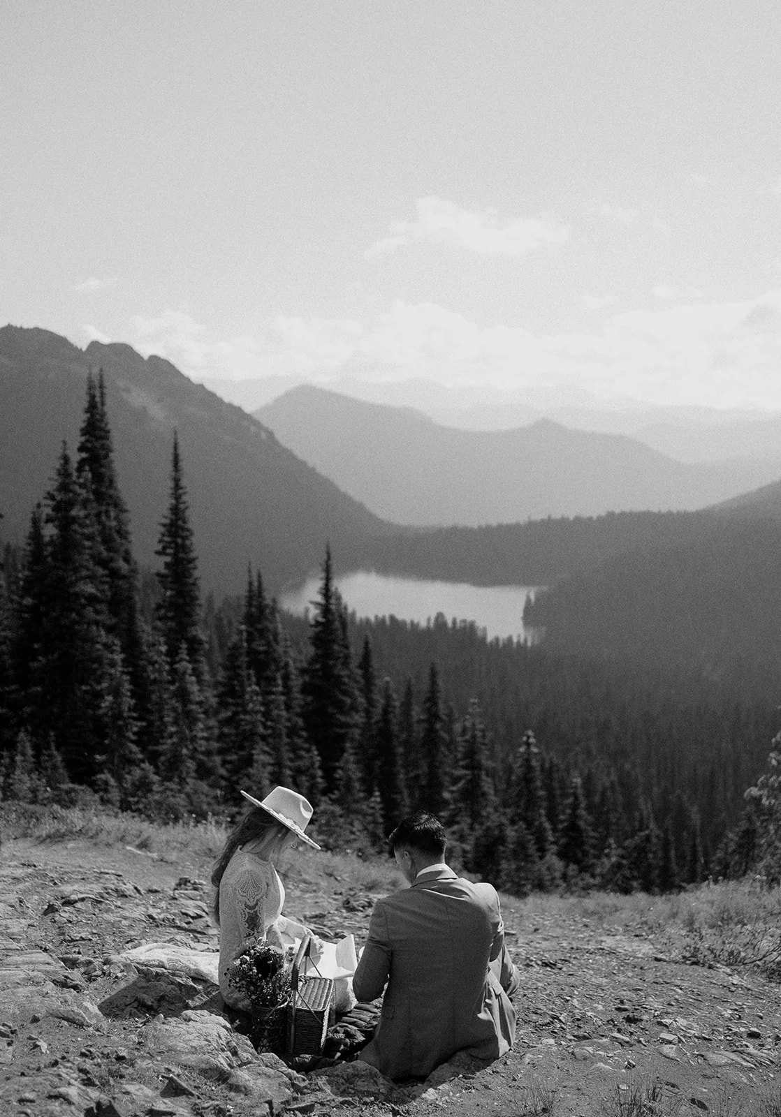 ivi-rainier-elopement-317_websize.jpg