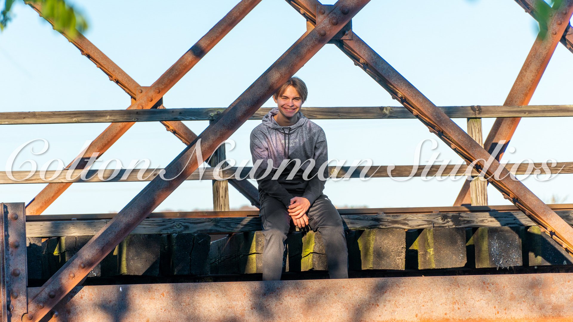 Dane Senior_0025_DSC00418.jpg