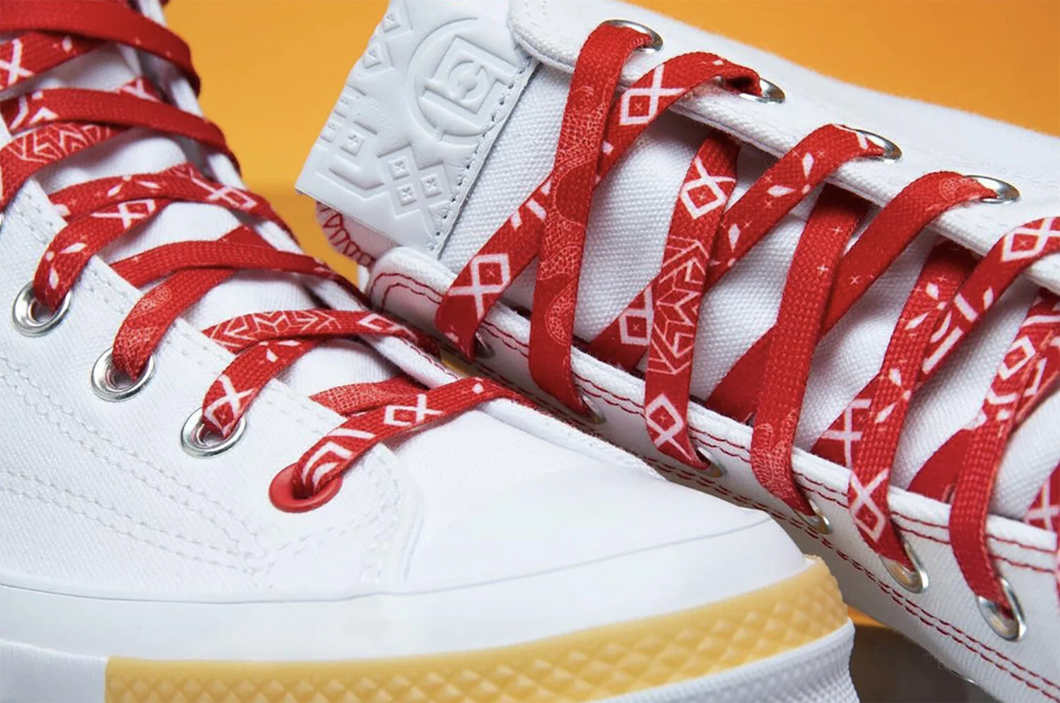 clot converse chuck 70