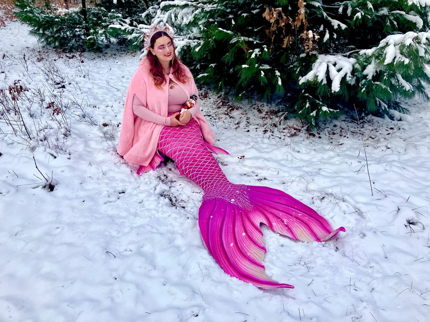 Swimming away from 2025 into the new year of 2026!
.
Looking back over the past year I&rsquo;ve had some losses that I still can&rsquo;t believe are gone sometimes. But I&rsquo;ve also had some great joys, going on amazing adventures with friends. Ha