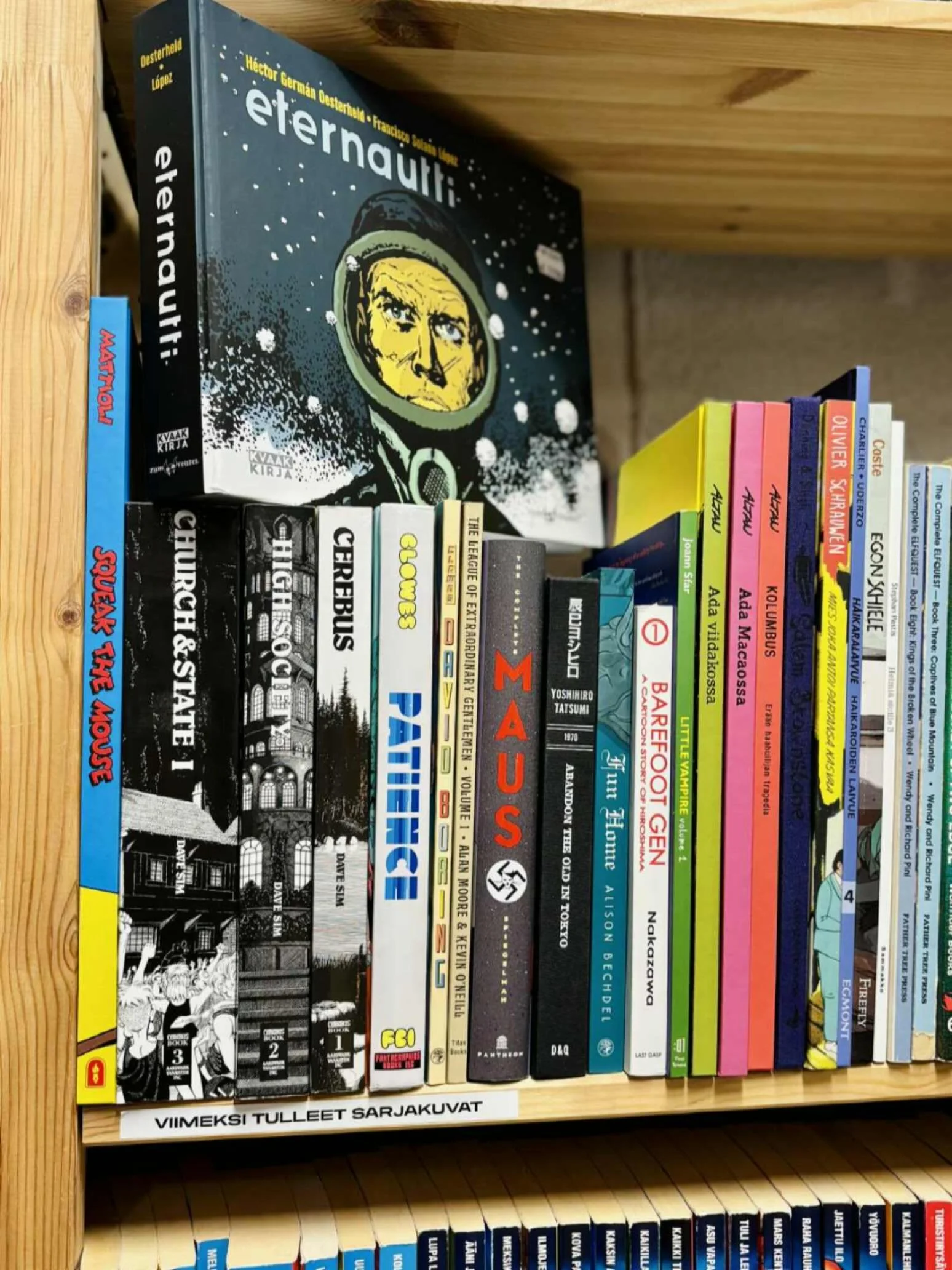 Meill&auml; on kaupan tietokoneella taulukkolaskentatiedosto, johon ker&auml;&auml;mme asiakkailta toiveita ja varauksia tuotteista, jotka heill&auml; on etsinn&auml;ss&auml;. Lista on pitk&auml; ja sis&auml;lt&auml;&auml; p&auml;&auml;asiassa melko 