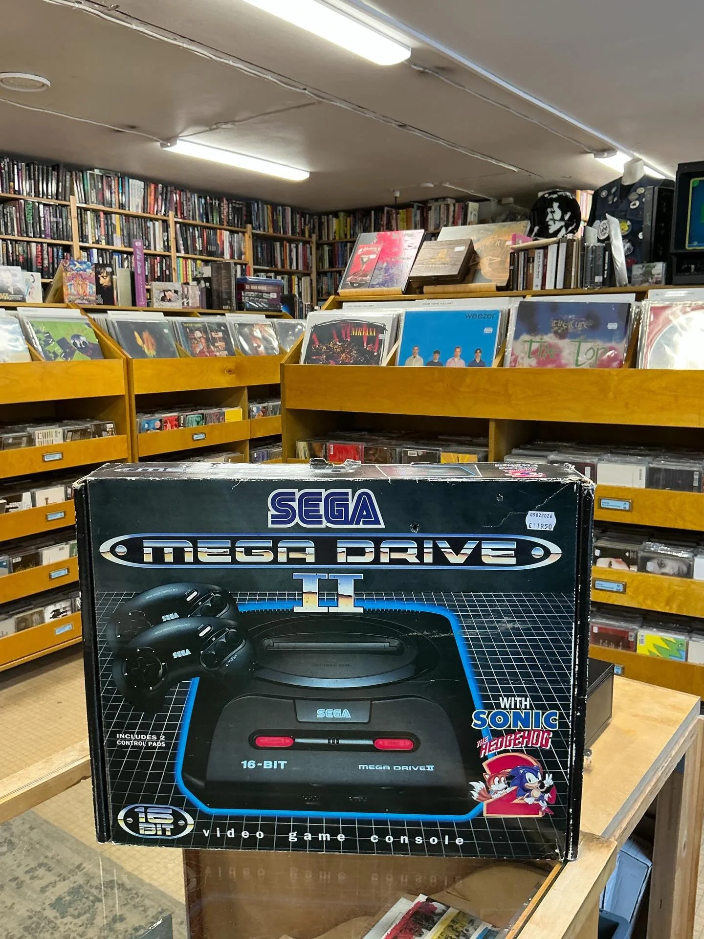 Olen pohjimmiltani Nintendo-mies. Rakastan Nintendon lukuisia omia, eksklusiivisia pelisarjoja Advance Warsista ja Pilotwingsist&auml;, Star Foxin ja Pikminin kautta Zeldaan. Playstation toimittaa meill&auml; kotona l&auml;hinn&auml; bluray-soittimen