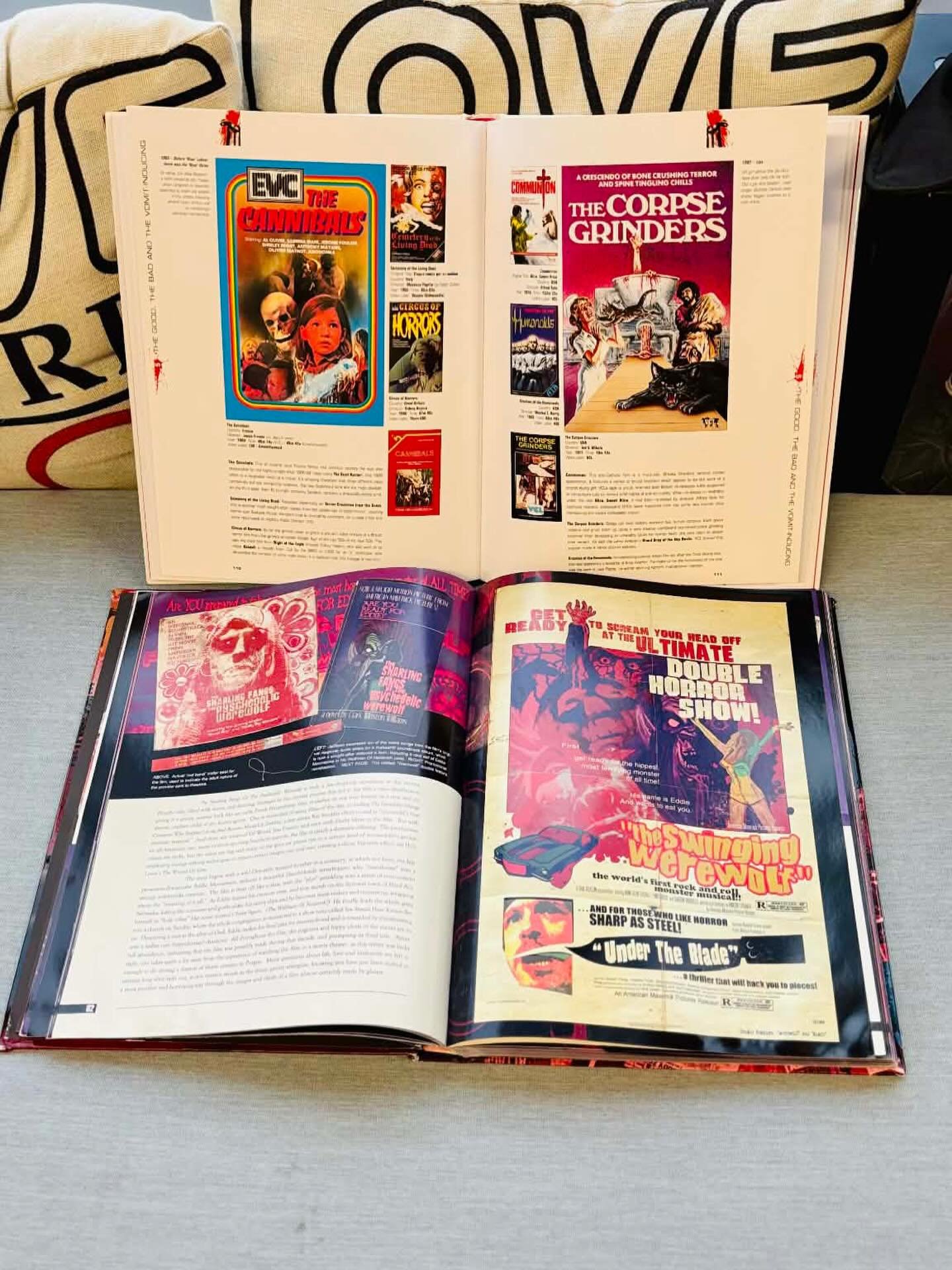 Olen heikkona erilaisiin kahvip&ouml;yt&auml;kirjoihin. Rakastan lehteill&auml; isokokoista ja hienosti taitettua kirjaa aiheesta, joka kiinnostaa itse&auml;ni. Siksi niit&auml; on kertynyt omaankin hyllyyni kymmeni&auml; erilaisia.

Liki p&auml;ivit