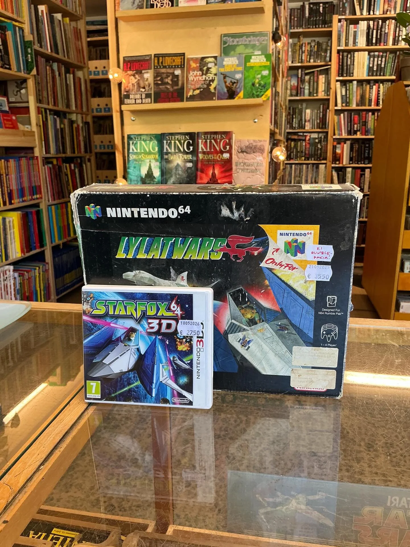 Silloin kun Nintendo puhuu, silloin kuunnellaan. Vanha viidakon sanonta.

Itselleni tuo harvakseltaan tapahtuva Nintendo Direct on aina merkkip&auml;iv&auml;. Kun eilinen Nintendo Direct julkaistiin, odotin kuumeissani t&ouml;ist&auml; kotiin p&auml;
