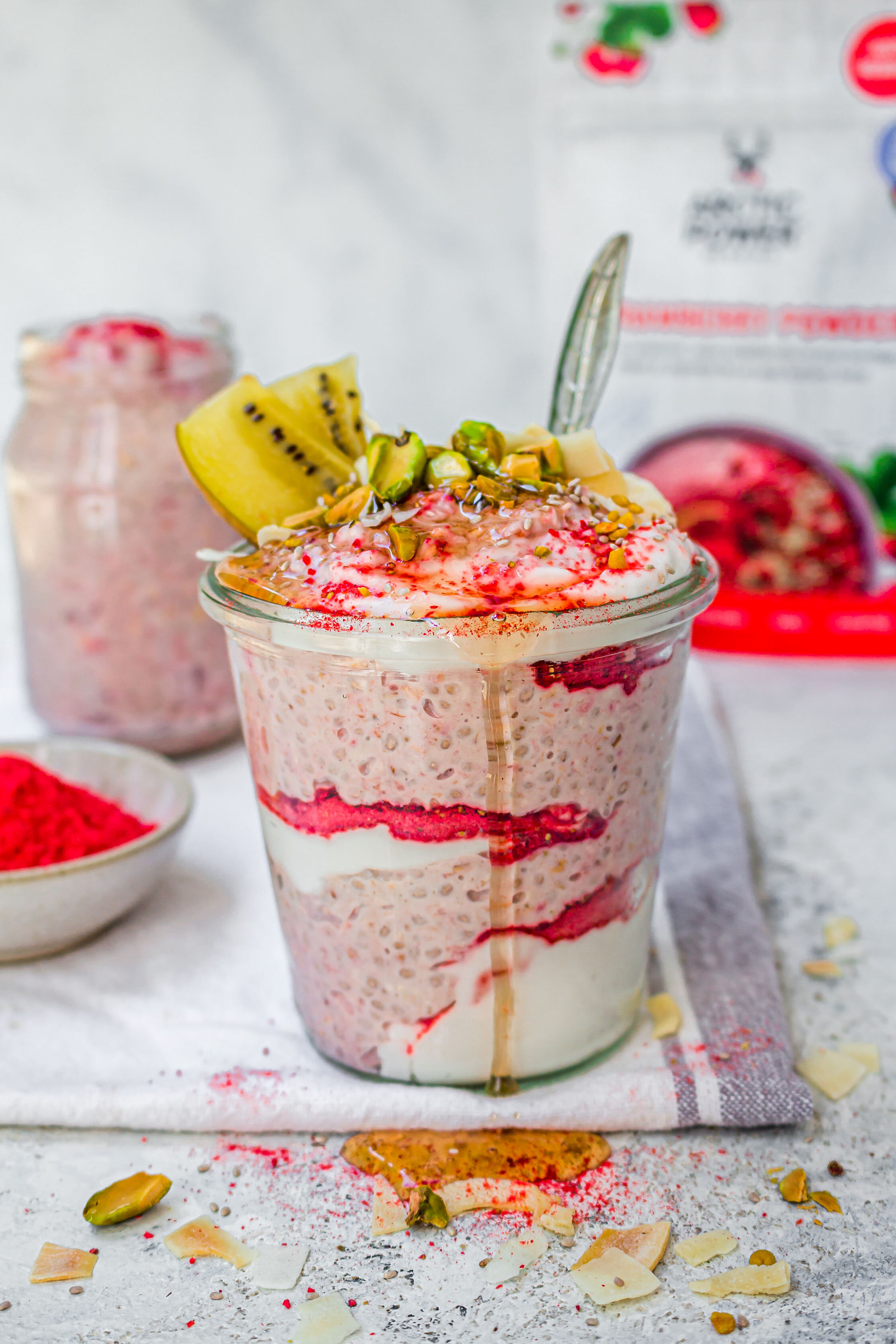 Strawberry and Creamy Coconut Overnight Oats — Arctic Power Berries