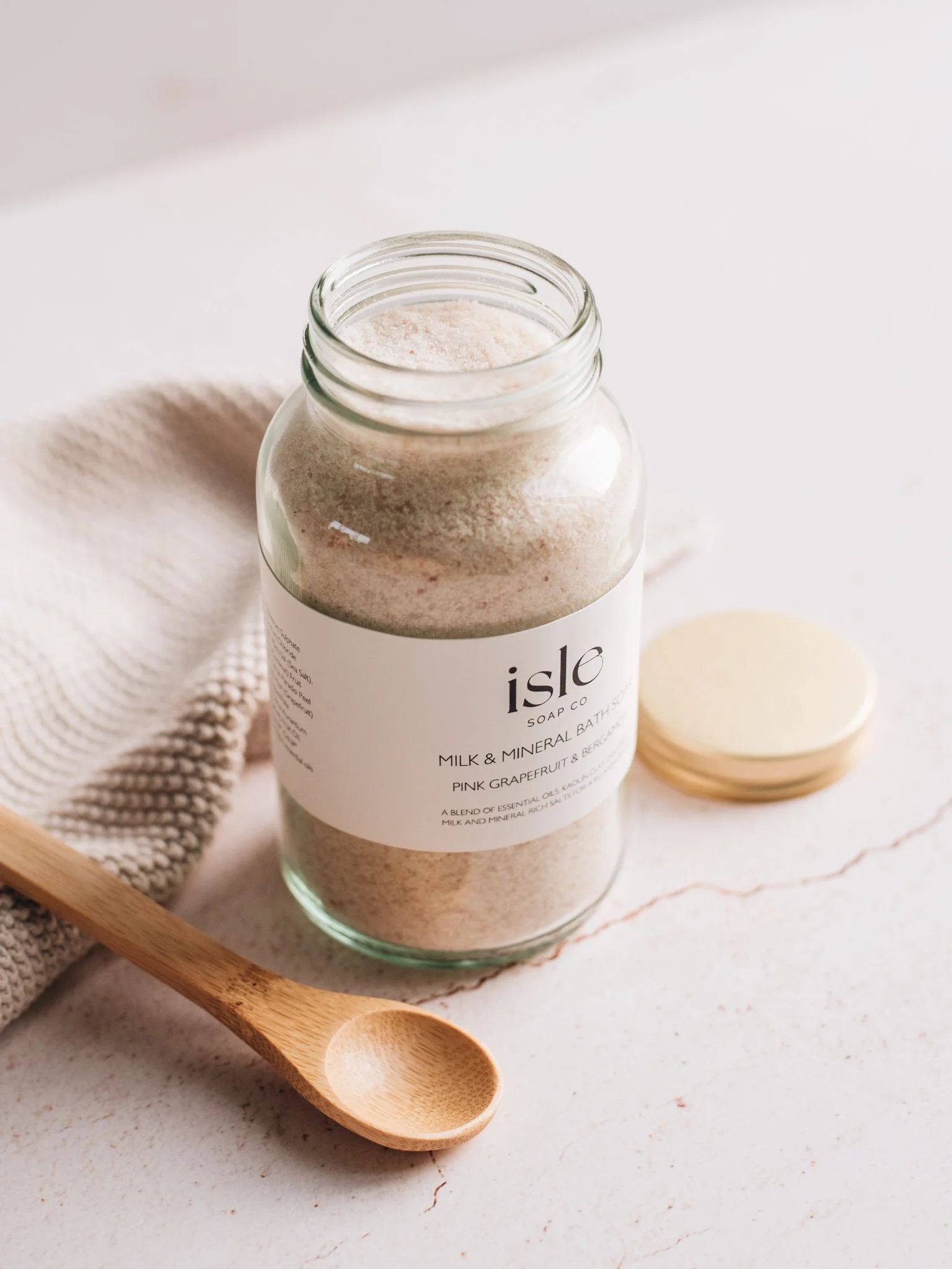 grapefruit and bergamot bath soak-2.jpg