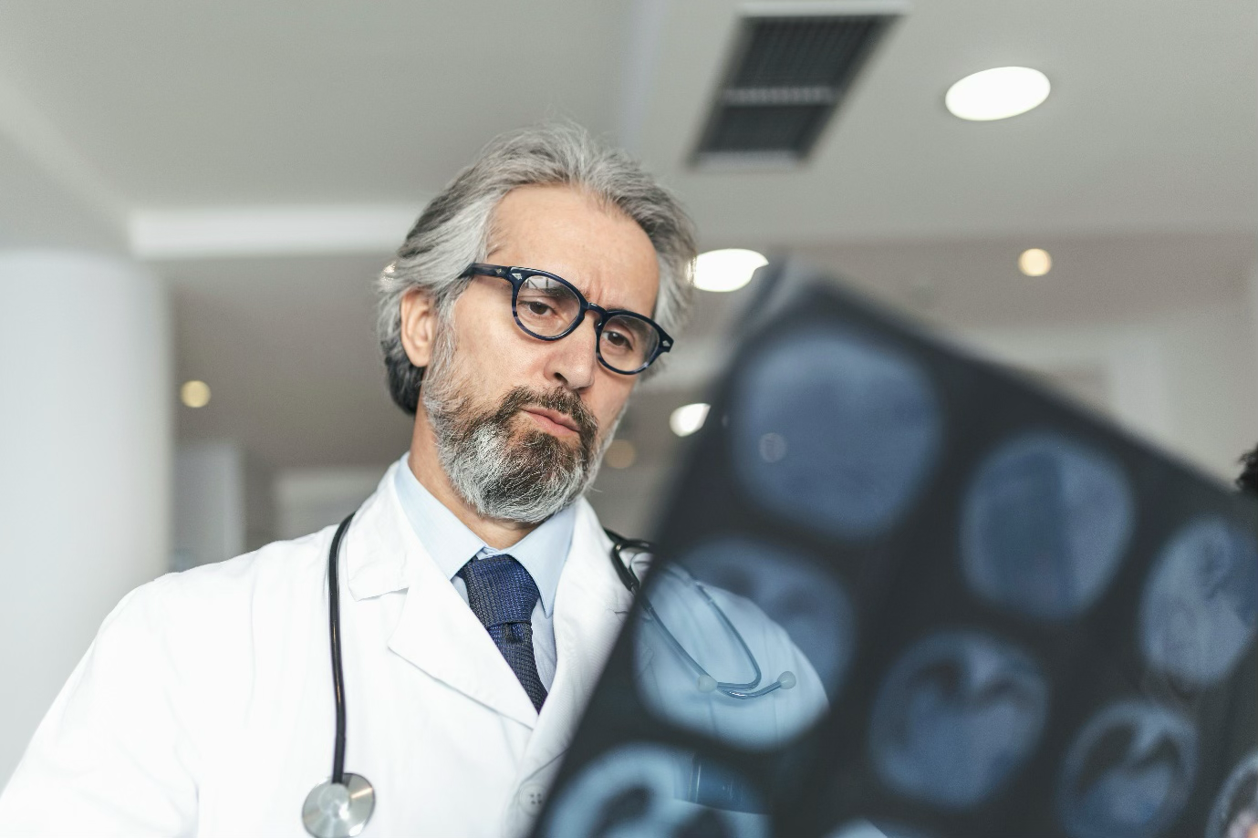 Divorce for Doctors: Specialist Divorce Advice for Doctors in England and Wales