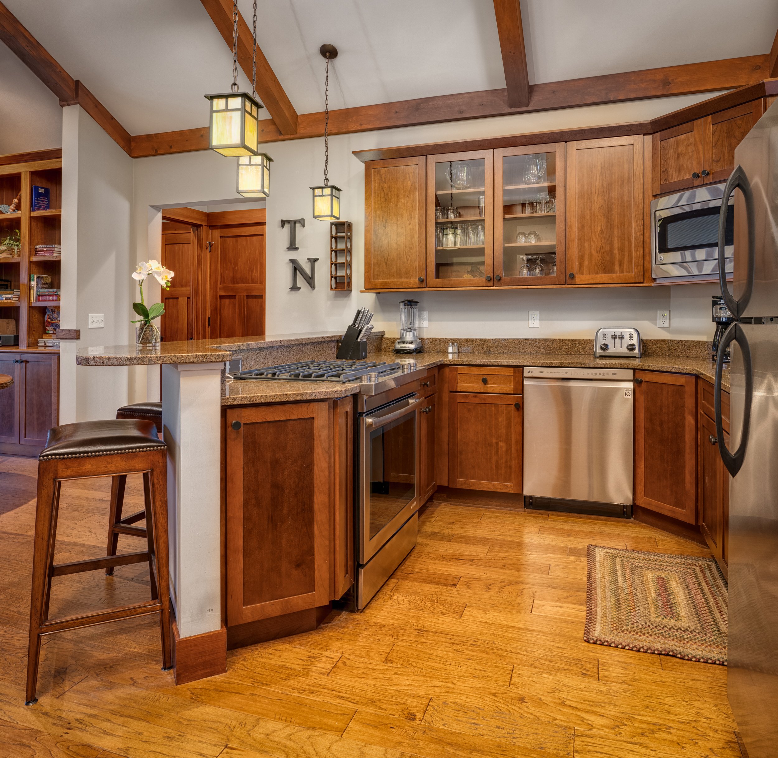 True North Golf Course provides these fully furnished kitchens in the cottages that are available for vacation rental.
