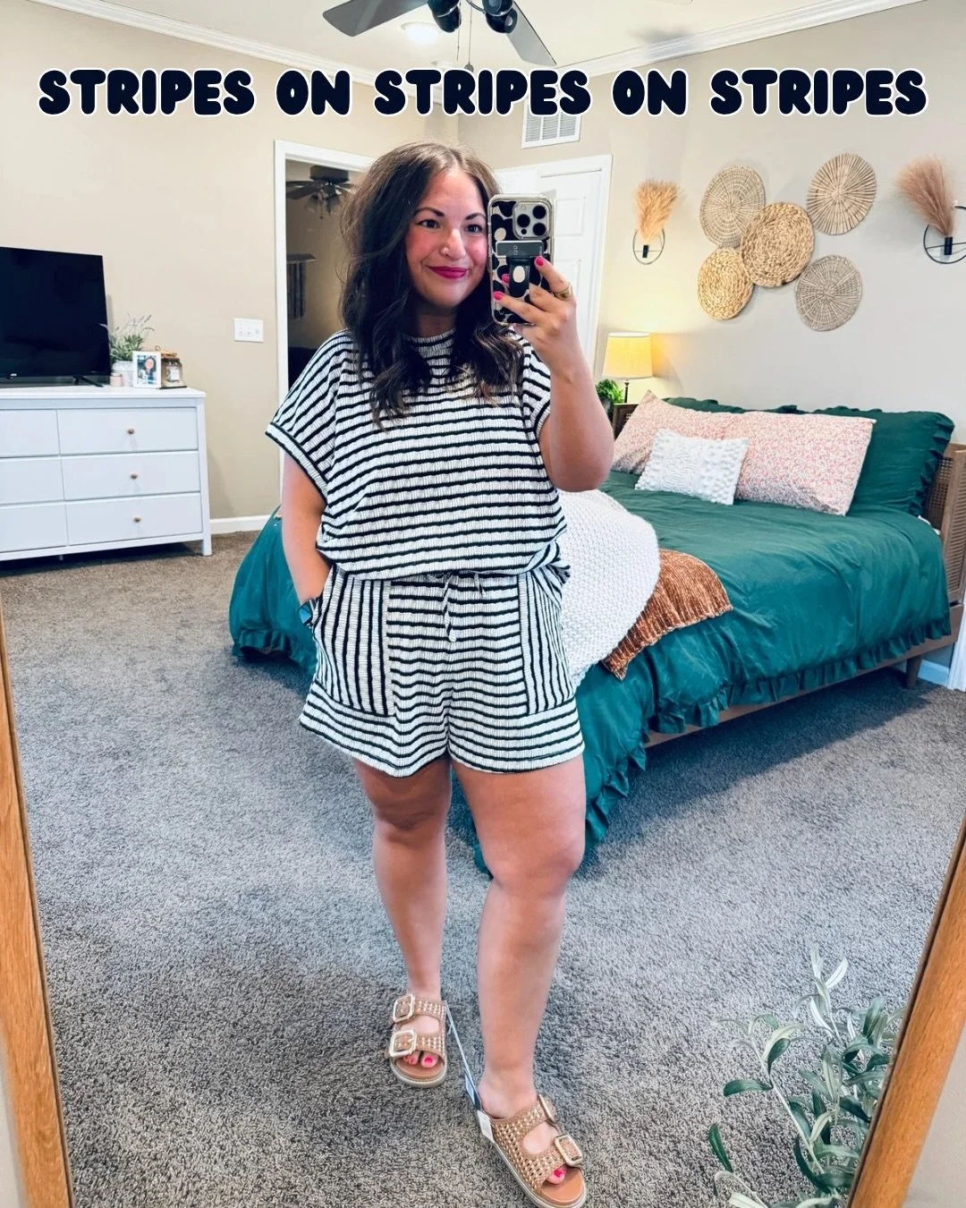 Proof that stripes are basically a neutral at this point ✨ mix, match, repeat&hellip; they just work every time!

Comment SHOP below to receive a DM with the link to this post on my LTK ⬇ https://liketk.it/66B41 #ltkootd #ltkworkwear #ltkmidsize