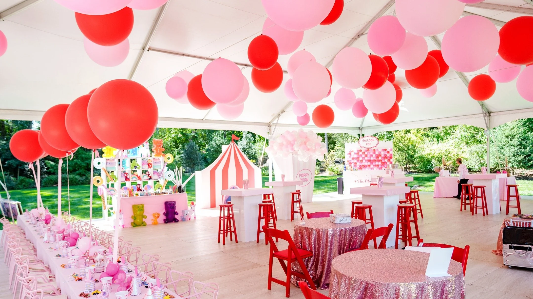 Bringing carnival dreams to life 🎠🍭 

Caterer: @onthemarcevents 
Design &amp; Decor: @jw_eventdesign 
Tent: @greenwichtentco 
Host: emmiestark
