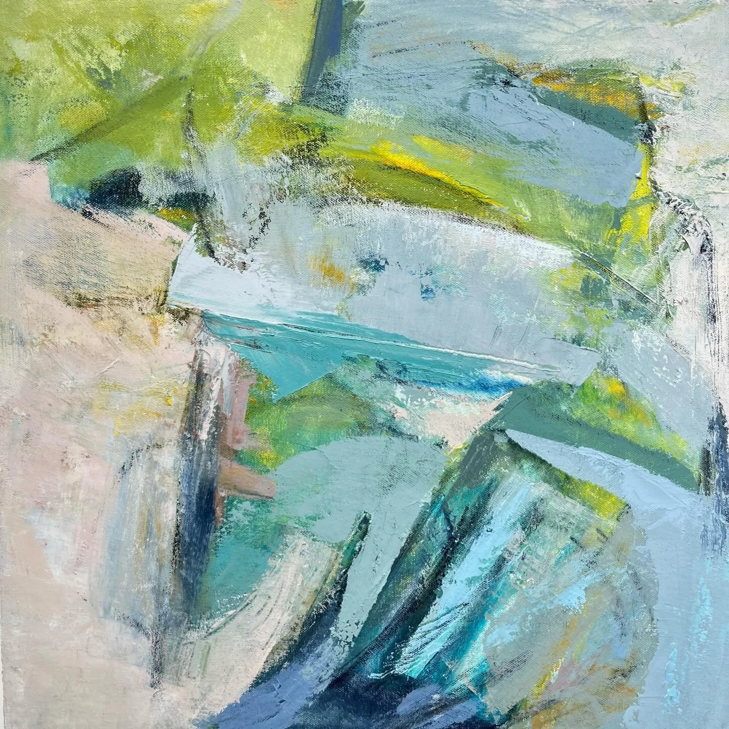 We featured &ldquo;Found Object&rdquo; by @kathysolesartist in yesterday&rsquo;s Spring Edit newsletter, a selection of paintings inspired by the season&rsquo;s palette and light. Swipe through for more views of this 16in x 16in oil/RF pigment sticks