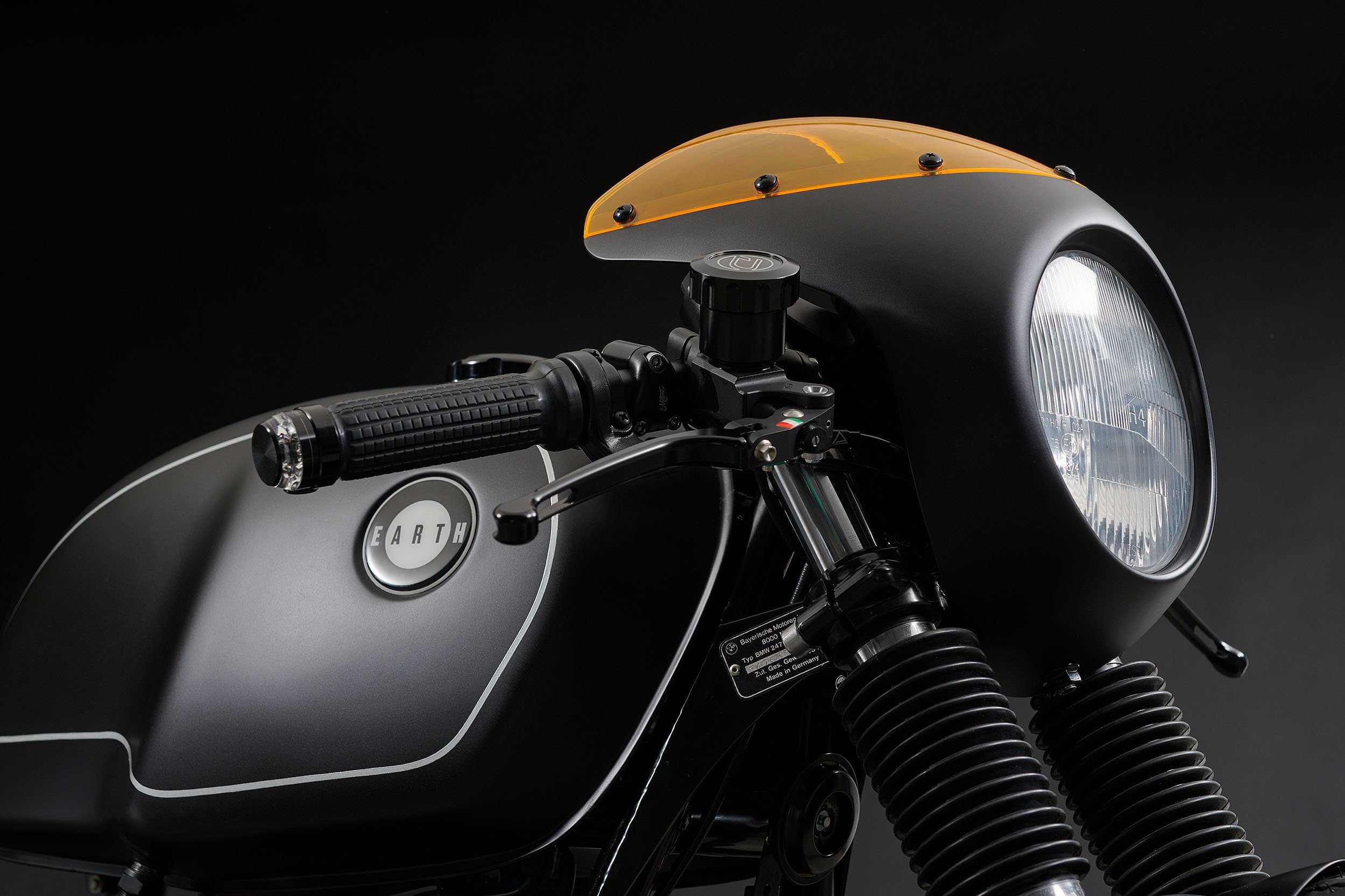 Project DZIVAAK — EARTH motorcycles