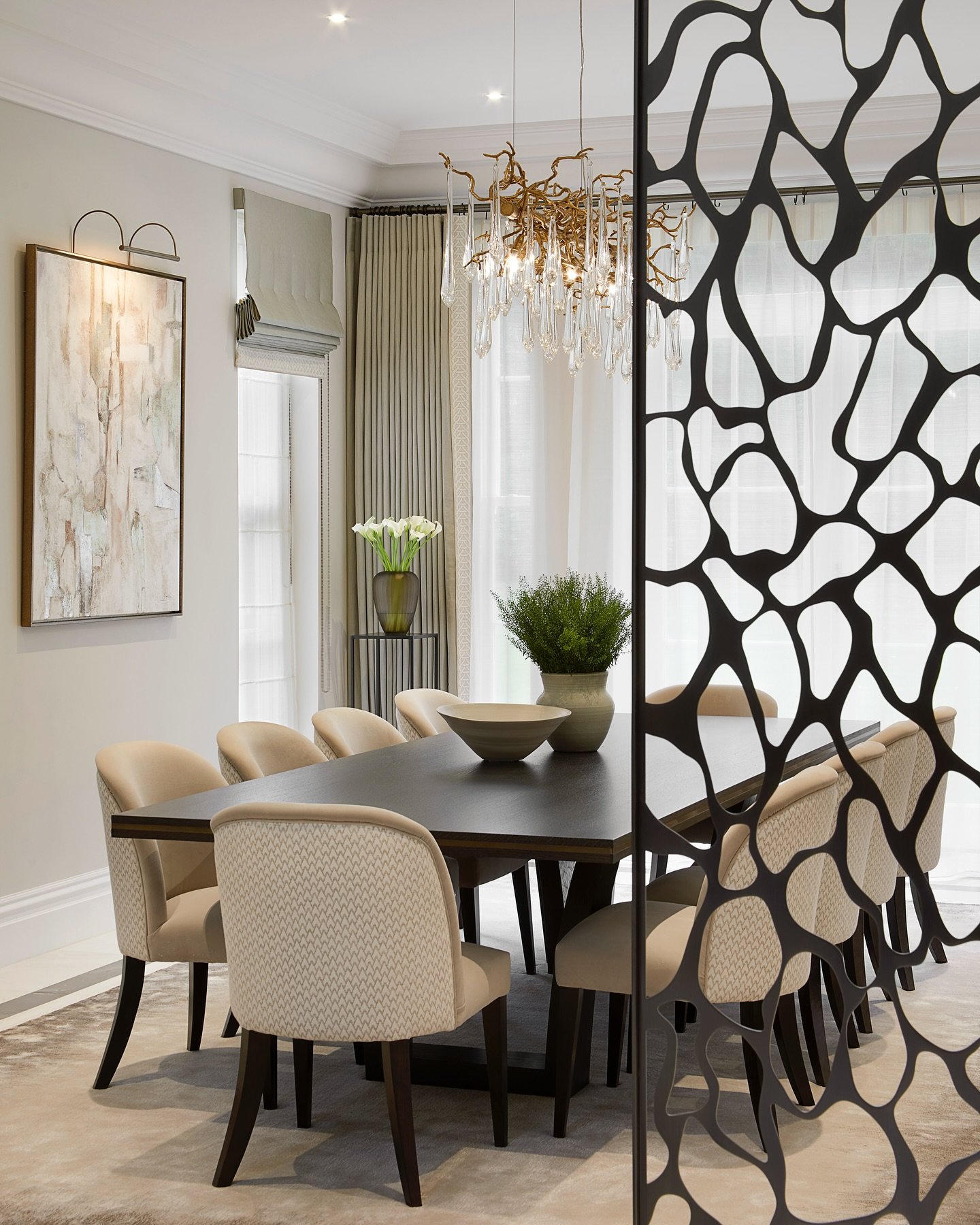 A look at some of the dining rooms we have designed in the past five years. Swipe left to explore more of these beautiful spaces. Which one is your favorite? Let us know in the comments! 
.
.
.
#interiordesign #luxuryhomes #luxuryinteriors #luxuryrea
