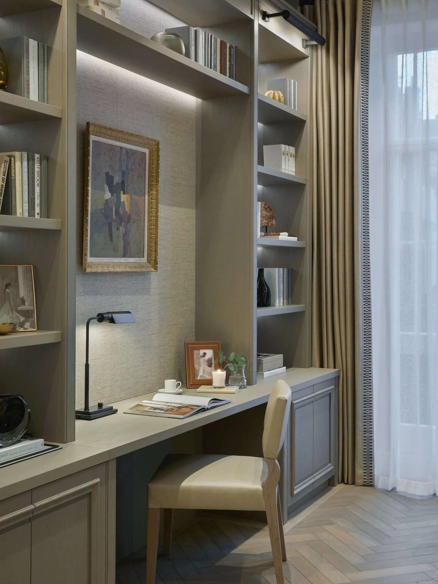 One of our favourite working-from-home set-ups we&rsquo;ve ever designed, created for the library at our Mayfair townhouse project 💫
.
.
.
#luxuryrealestate #interiors #luxuryinteriordesign #homeofficeinspiration #wfh