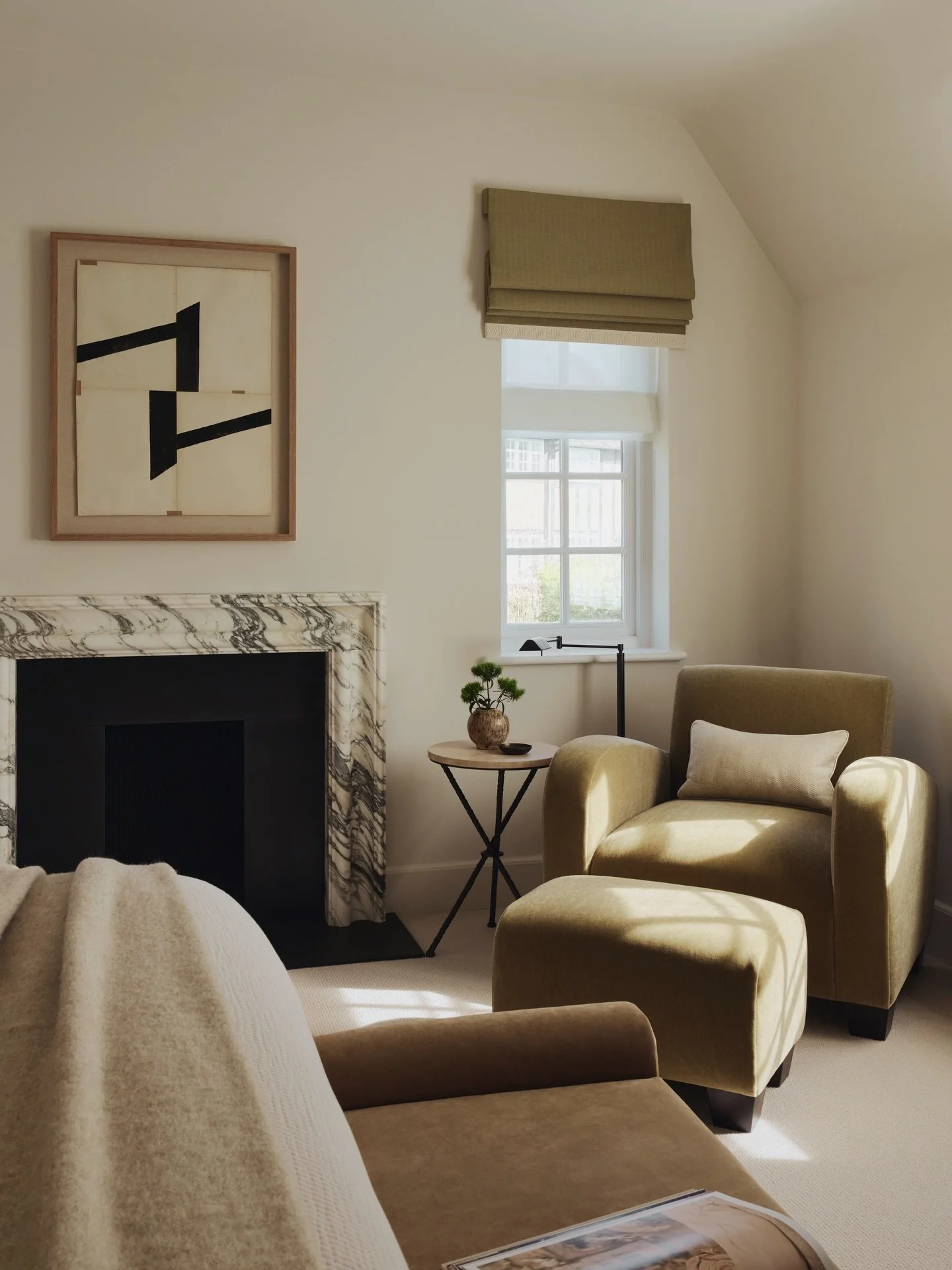 You know we love a reading corner.

Proud to share the very first glimpse of our latest creation, a reimagined Arts &amp; Crafts house set in the leafy heart of Hampstead.

A full renovation, carefully balancing the heritage of this Grade II listed h