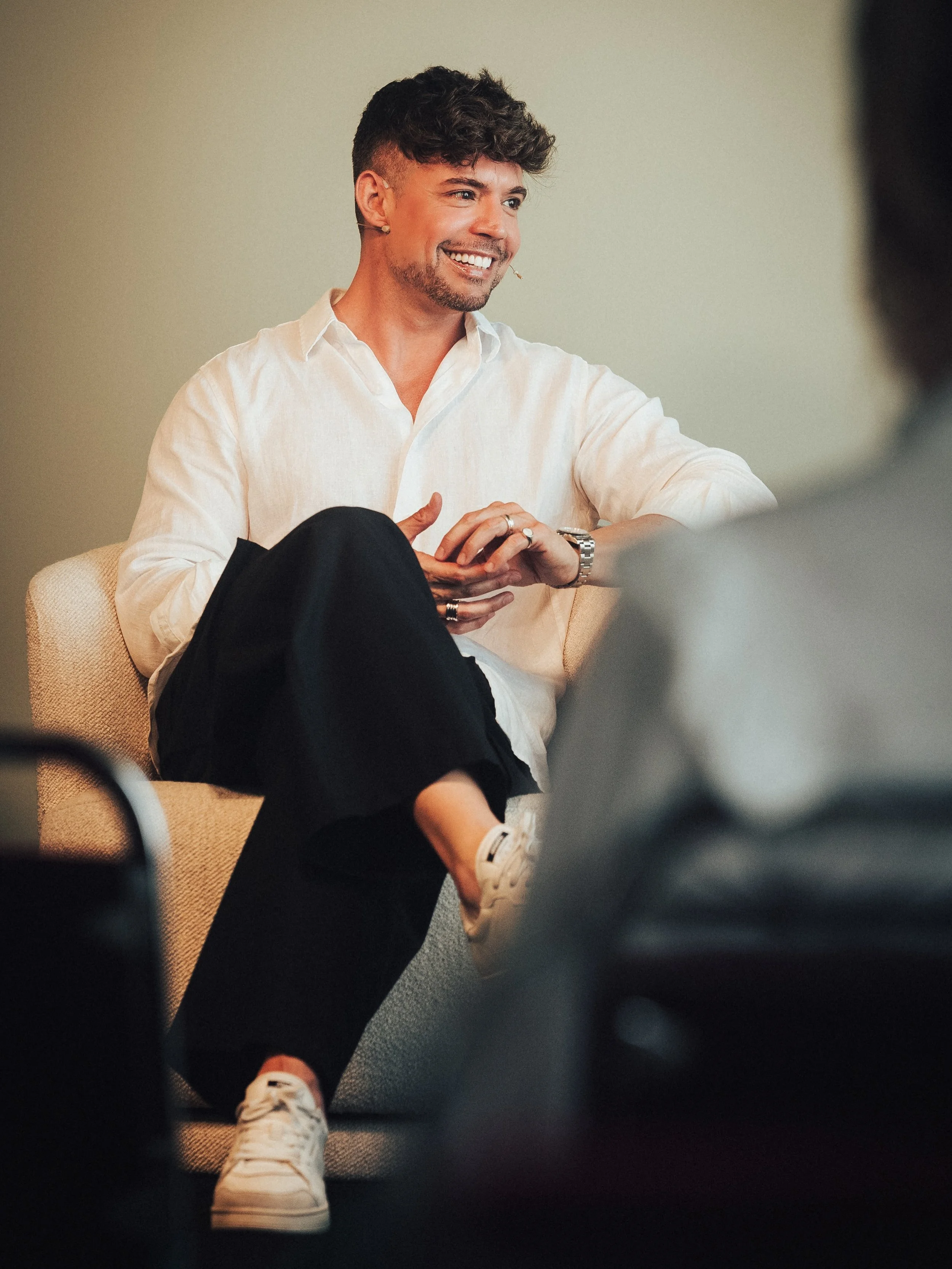 I&rsquo;m excited to share that I will be back @designcentrech next week for WOW!house. Sitting down alongside Elspeth Pridham from @the_insider_uk, @shalinimisraltd and @toluadekó to talk about The Power of Collaboration. We&rsquo;ll be sharing suc