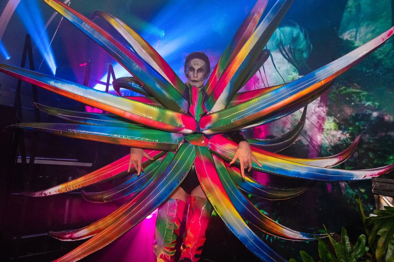 good times x annabel's halloween