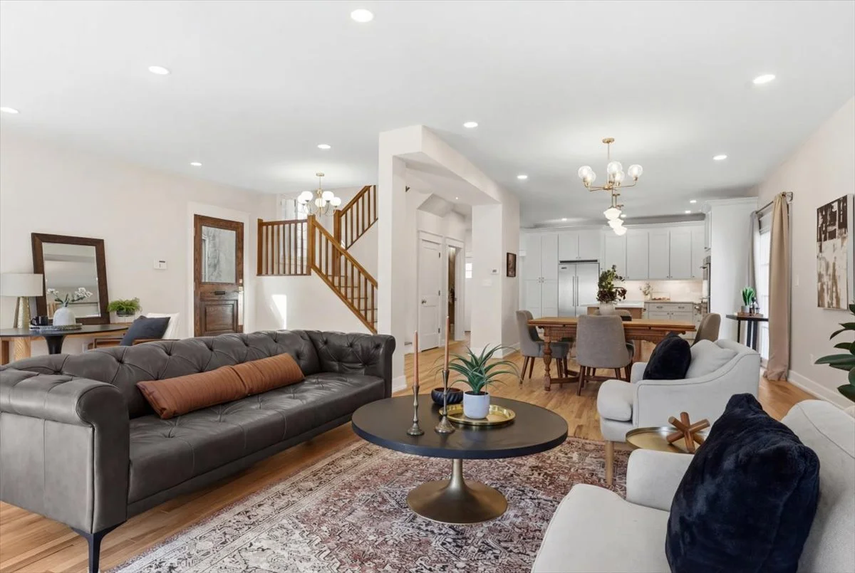 09-7873 Van Dyke Place-9.jpg