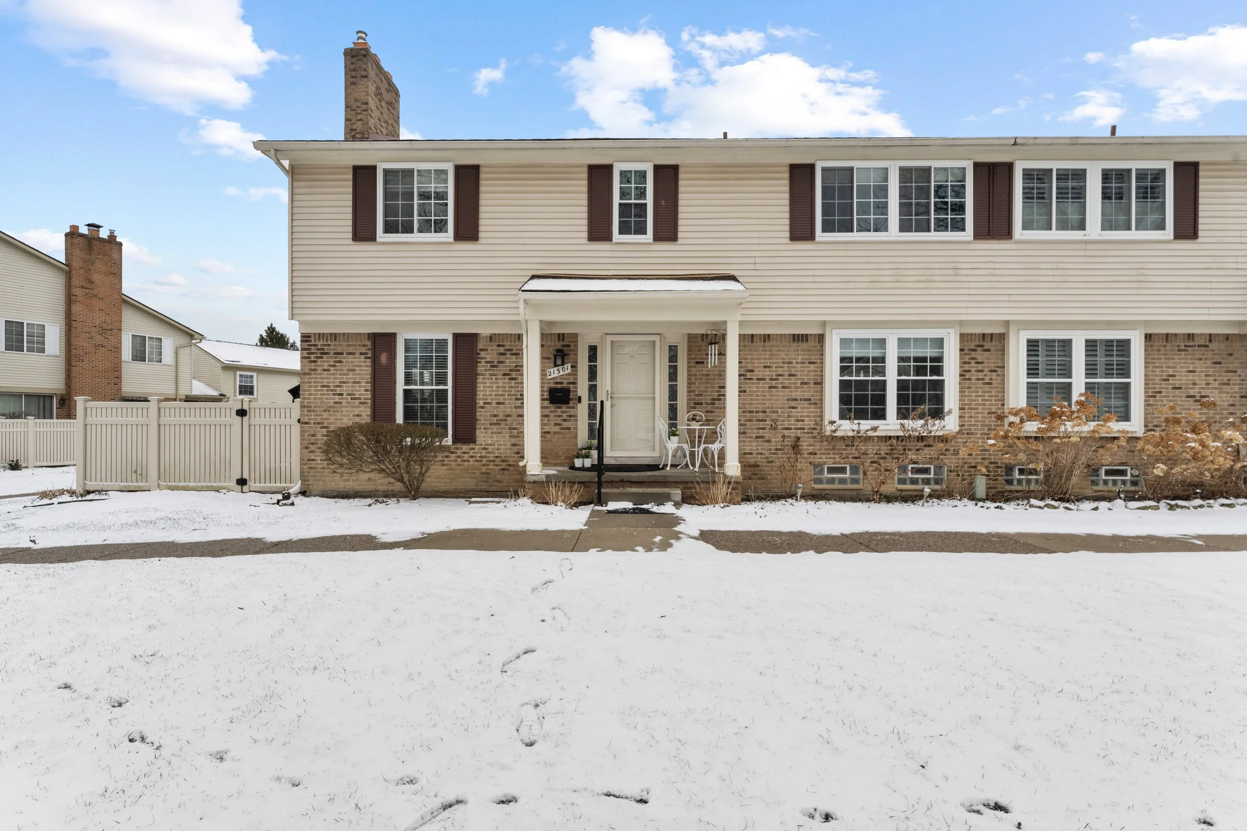 21301 Glen Haven Circle