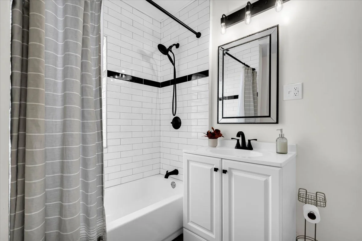 22-7950 E Lafayette St-22.jpg