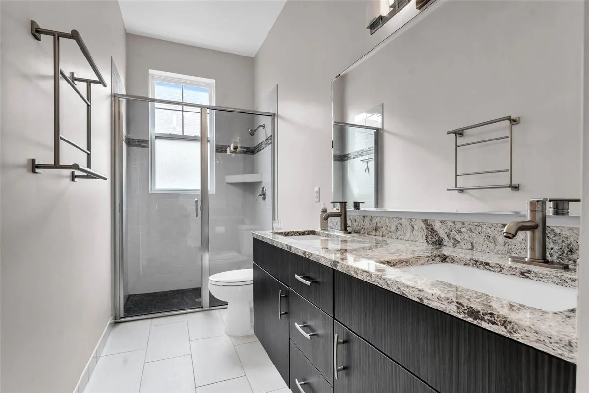 20-429 E Ferry St 9-20.jpg