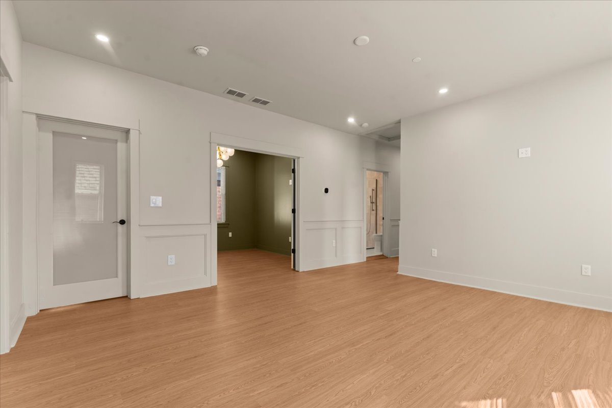 08-2414 Concord Ave-8.jpg