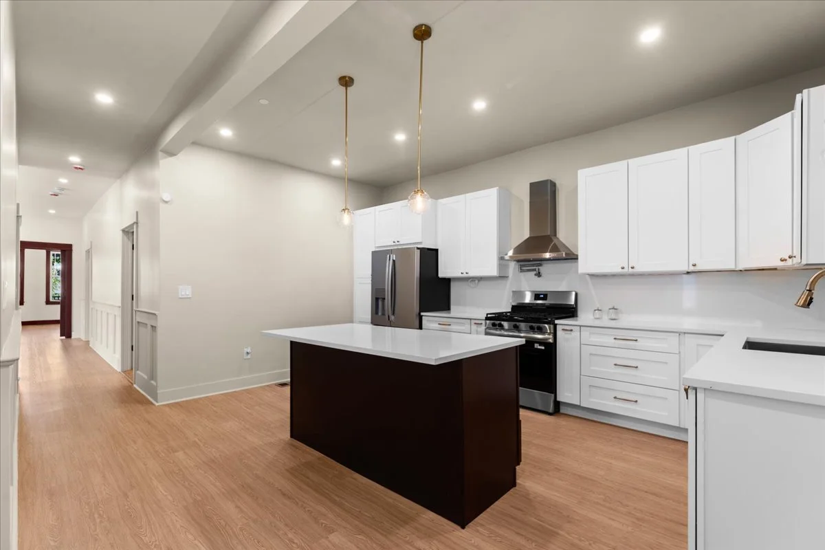 18-2414 Concord Ave-18.jpg