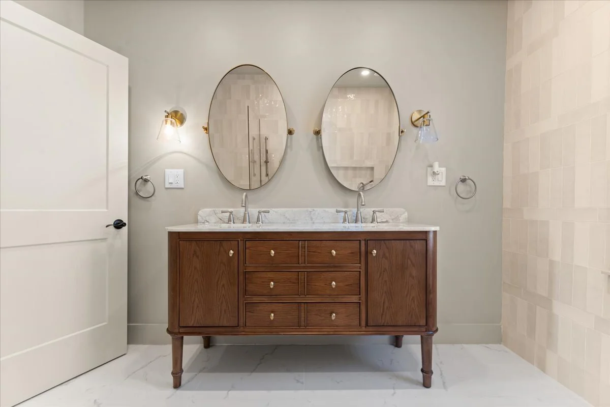 28-2414 Concord Ave-28.jpg