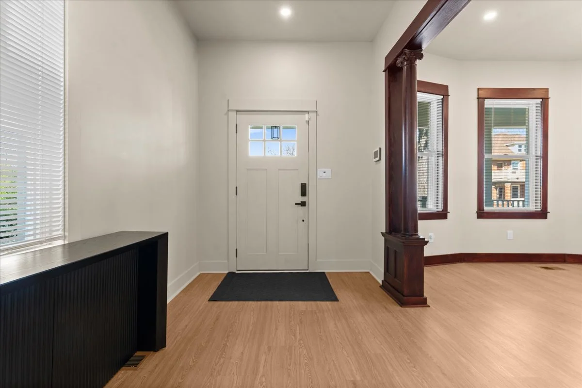 32-2414 Concord Ave-32.jpg