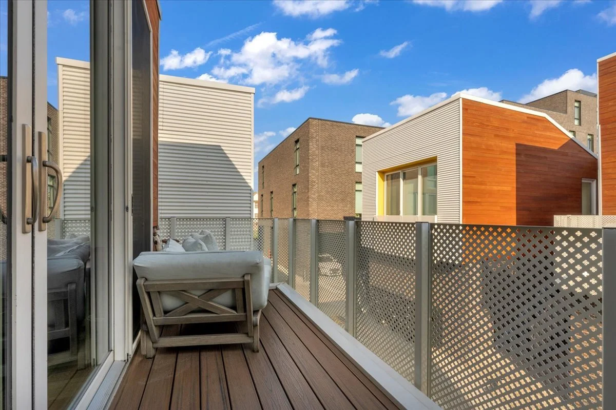 21-2822 John R St_20.jpg