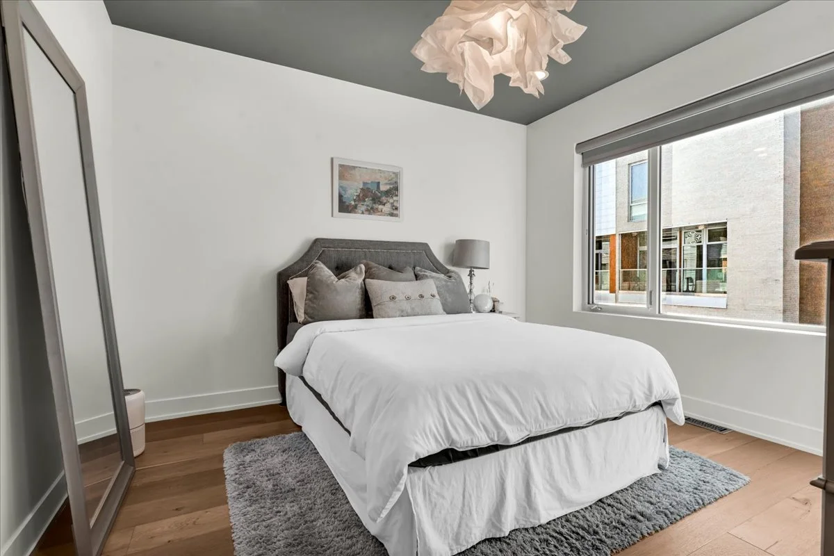 23-2822 John R St_22.jpg