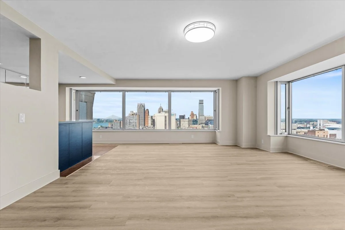 05-1300 E Lafayette St_4.jpg