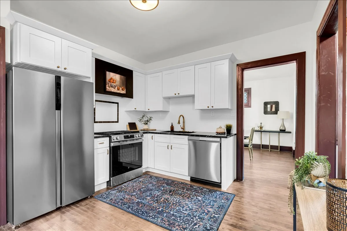 20-1807 Seyburn St_19.jpg