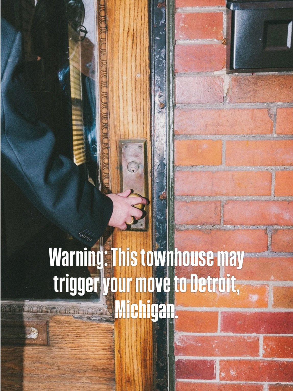 👀 Have you been searching for a home for sale in Detroit under 300k in a premium location? HERE IT IS. This West Village townhome is one of those properties that&rsquo;s becoming increasingly difficult to find! 

Located in the heart of West Village