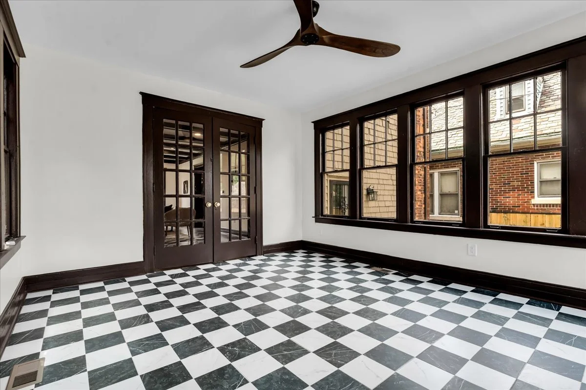 20-1794 Seyburn St-20.jpg