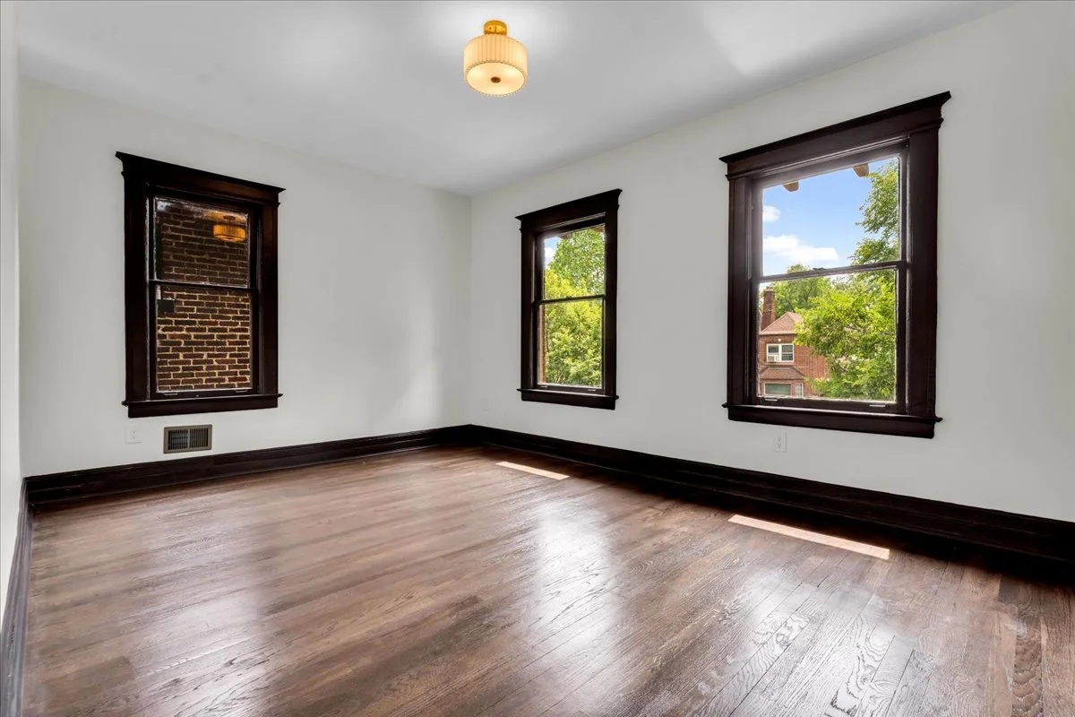 27-1794 Seyburn St-27.jpg