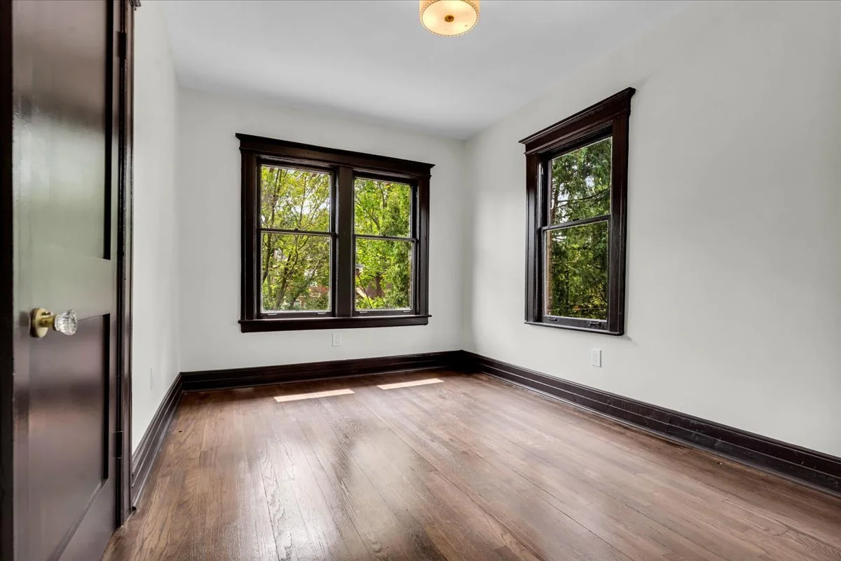 29-1794 Seyburn St-29.jpg