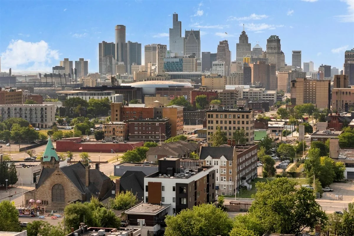 41-438 Selden St 202-37.jpg