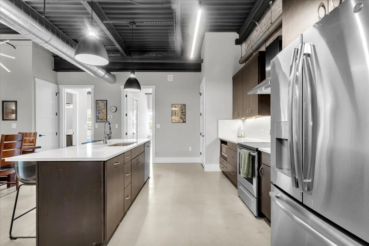 24-820 W Baltimore St_23.jpg