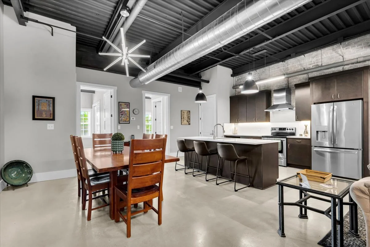 27-820 W Baltimore St_26.jpg